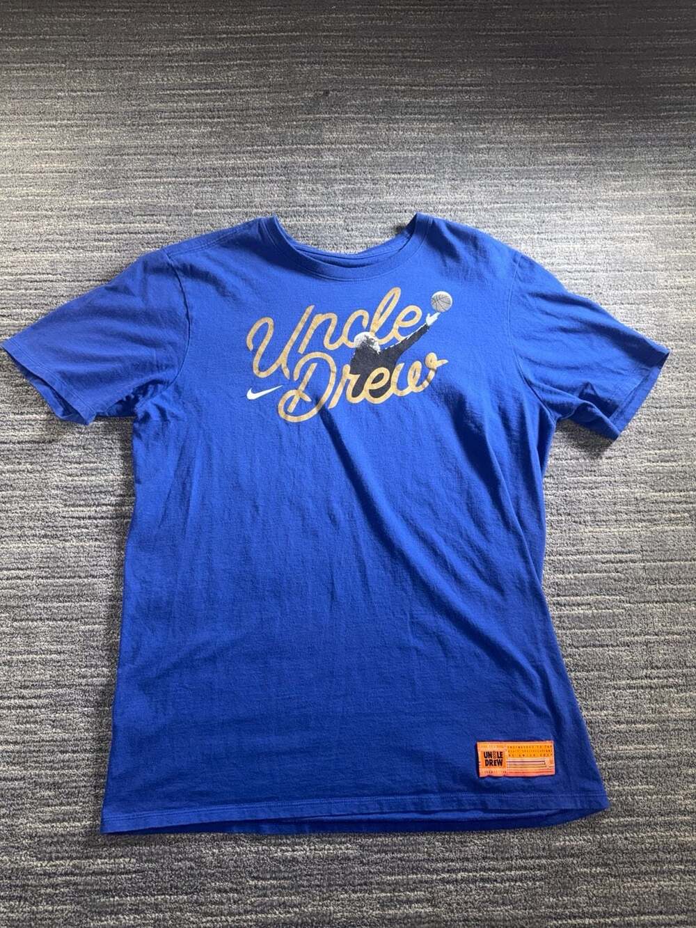 Rare Nike Kyrie Irving Uncle Drew Graphic T-Shirt Blue Size M